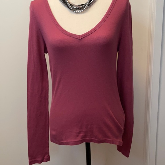 Halogen Ribbed V-Neck Tee - Picture 3 of 15